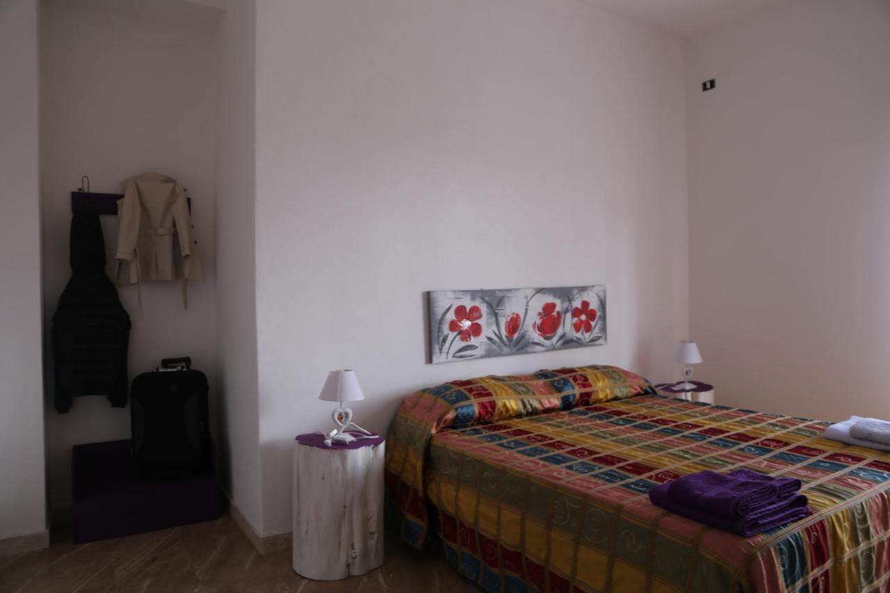 오르고솔로 S'Orgosa B&B 외부 사진